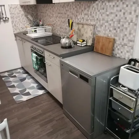 Fortuna Rajna Apartman 스플리트